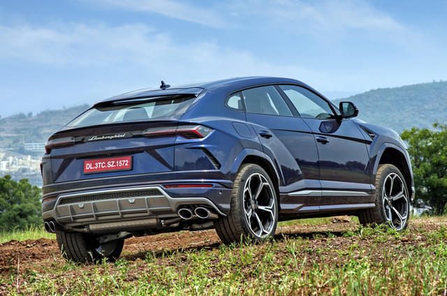 Rear View Image - 5210