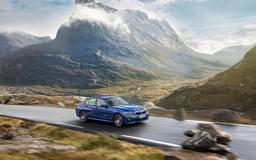 Bmw 3 Series Front Right Three Quarter