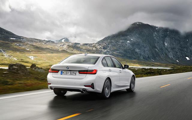 Rear View Image - 6820