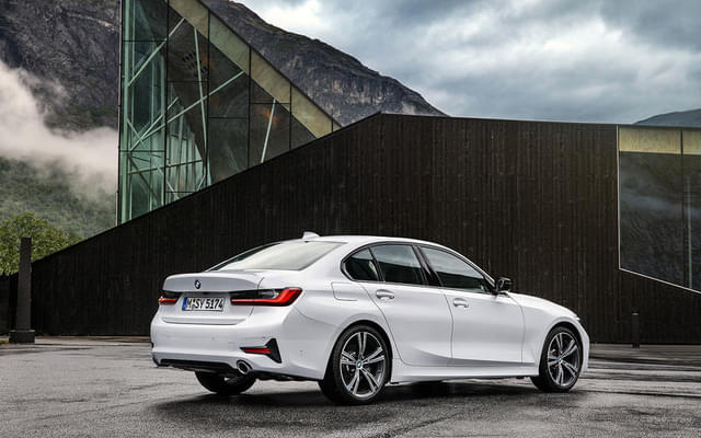 Rear View Image - 6823