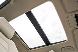 New Honda CR-V image gallery