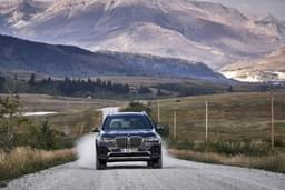 Bmw X7 Front View