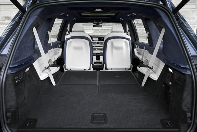 Rear View Image - 8371