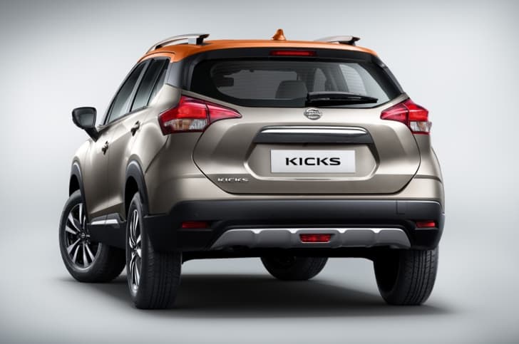 2019 Nissan Kicks image gallery