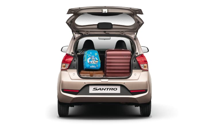 2018 Hyundai Santro image gallery