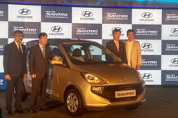 2018 Hyundai Santro image gallery