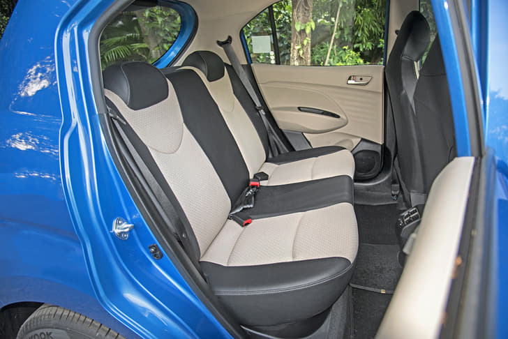 2018 Hyundai Santro image gallery