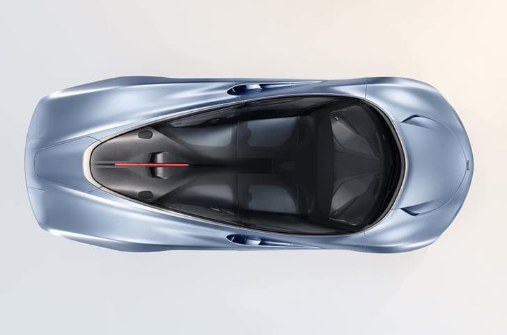 McLaren Speedtail photo gallery