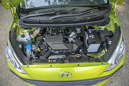 2018 Hyundai Santro image gallery