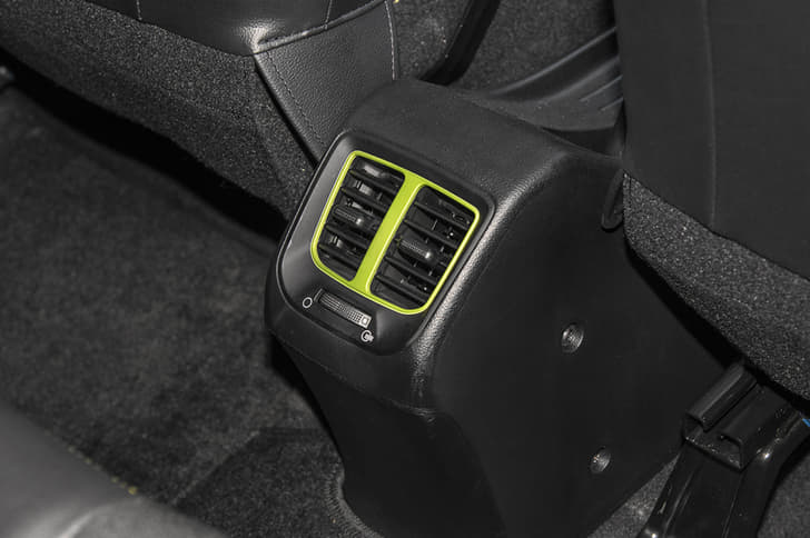 2018 Hyundai Santro image gallery