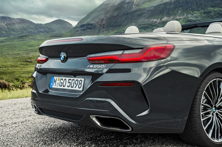 2019 BMW 8-series Convertible image gallery