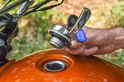 2018 Royal Enfield Interceptor 650 image gallery