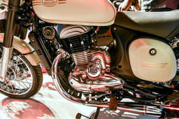 Jawa Forty Two image gallery