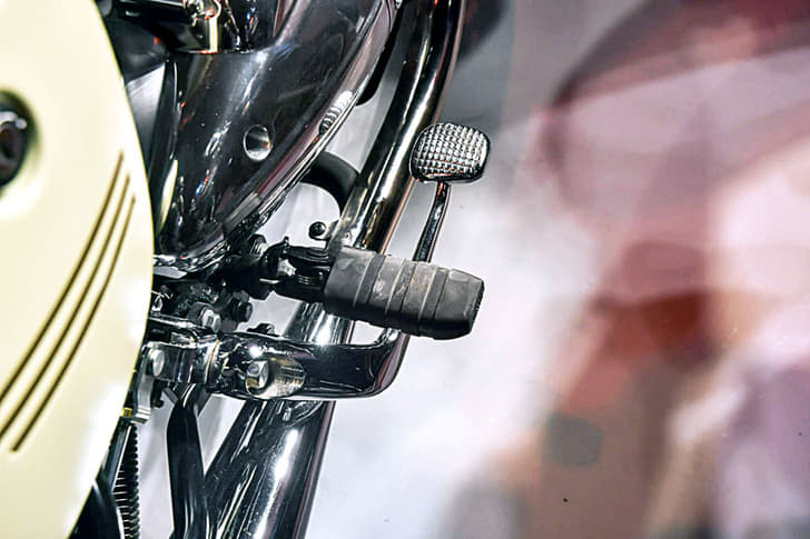 Jawa Forty Two image gallery