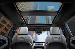 Land Rover Range Rover Evoque Front Row Seats