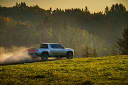 Rivian R1T pick-up truck image gallery