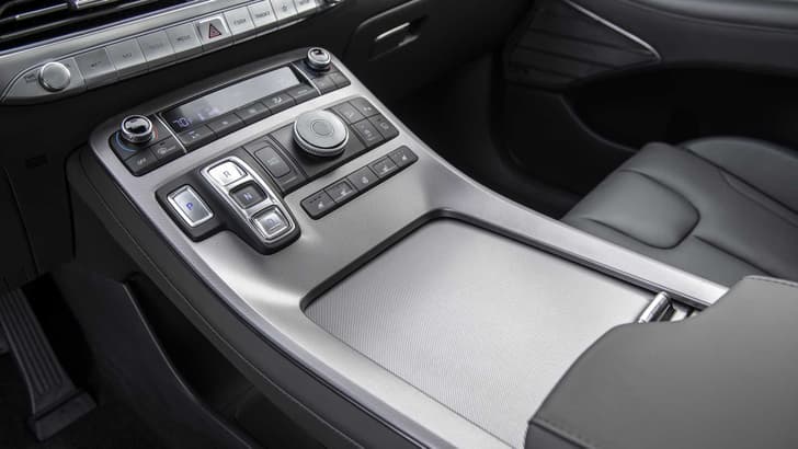 2020 Hyundai Palisade SUV image gallery