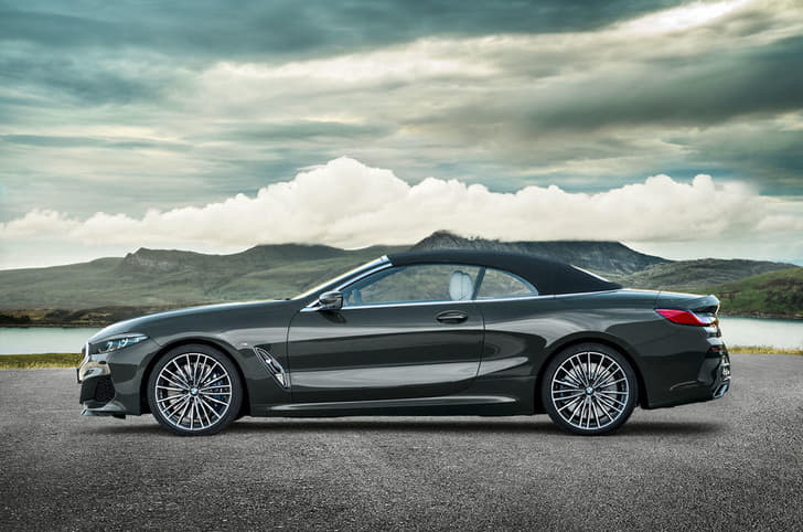 2018 BMW 8-series Convertible image gallery