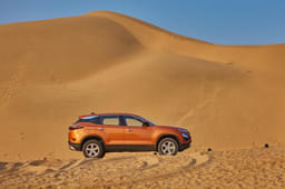 Tata Harrier Front Right Three Quarter