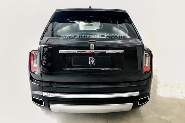Rear View Image - 530