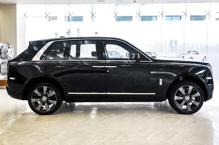 It has a 3,295mm long wheelbase - that It has a 3,295mm long wheelbase - that