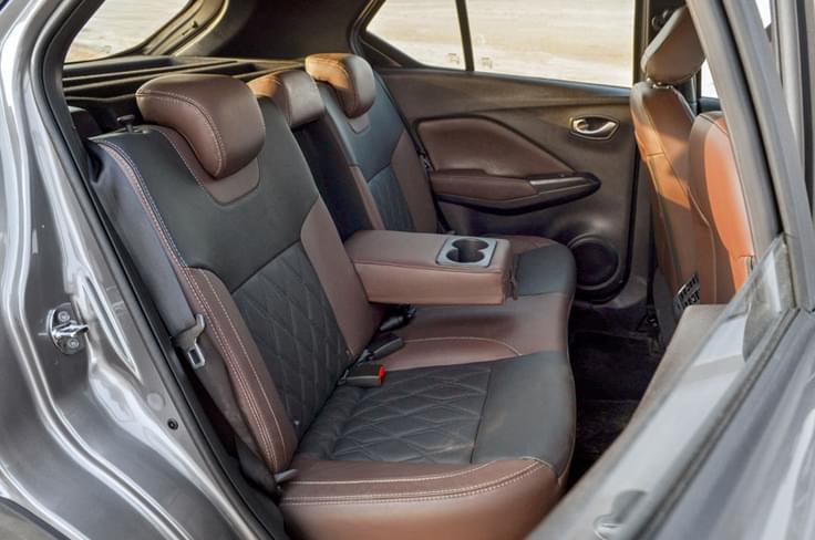 Rear seat AC and armrest available even with Kicks Rear seat AC and armrest available even with Kicks