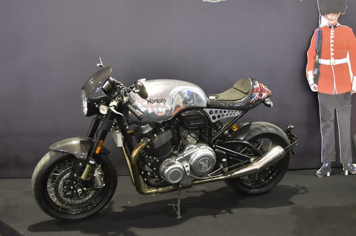 Norton Dominator