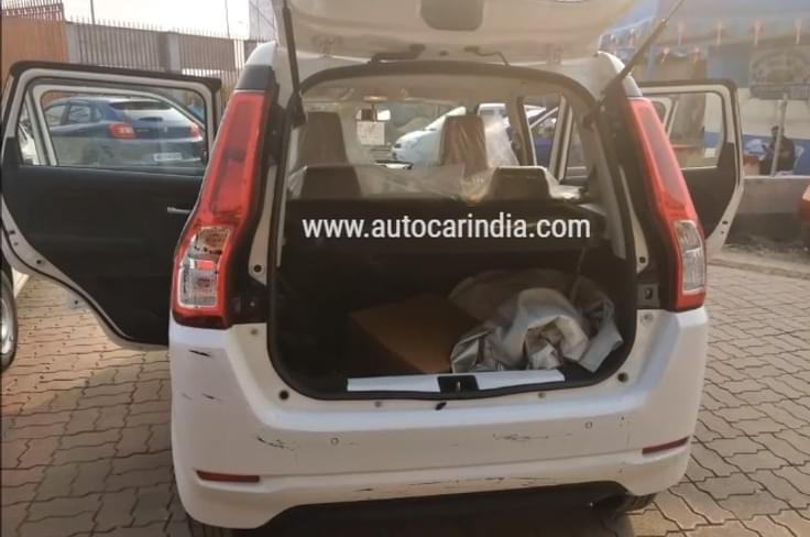 New Maruti Suzuki Wagon R exterior, interior and engine image gallery ...