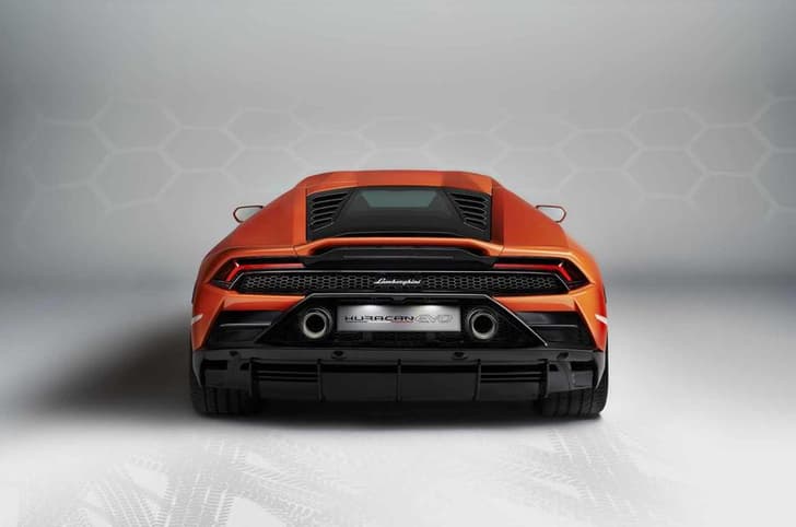 2019 Lamborghini Huracan Evo image gallery