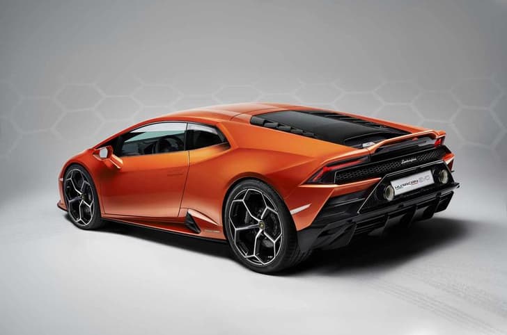 2019 Lamborghini Huracan Evo image gallery