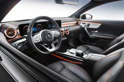 2019 Mercedes-Benz CLA image gallery