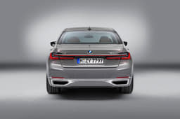 2019 BMW 7 Series image gallery