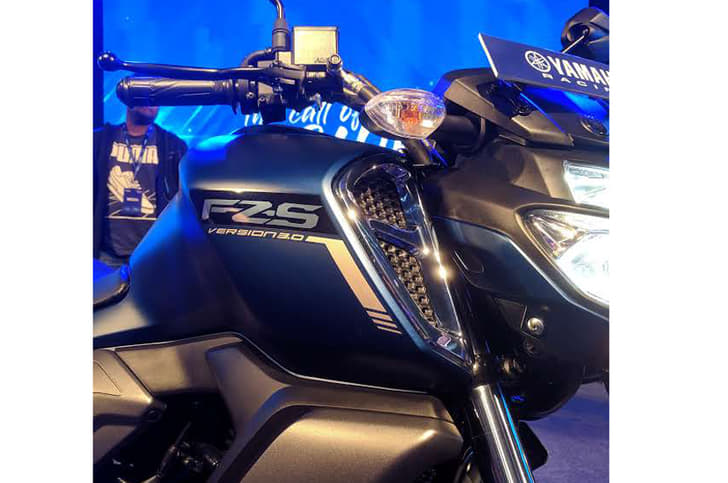 Chrome-finishing can be found around the faux intake vents on the V3.0.