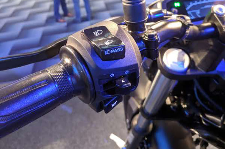 Switchgear similar to the one found the FZ25.