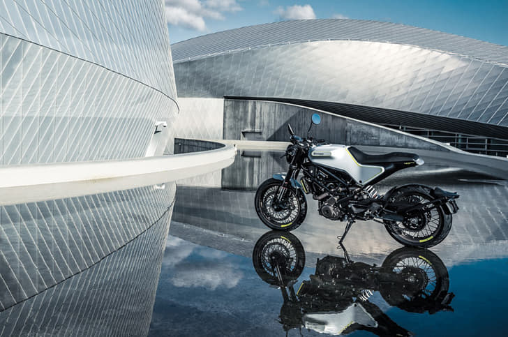 The bike gets a floating tail section.