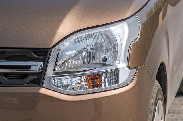 Headlight Image - 13893