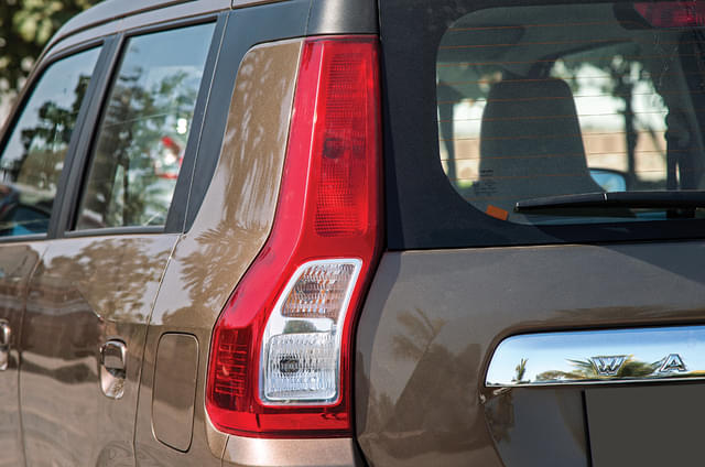 Rear View Image - 13894