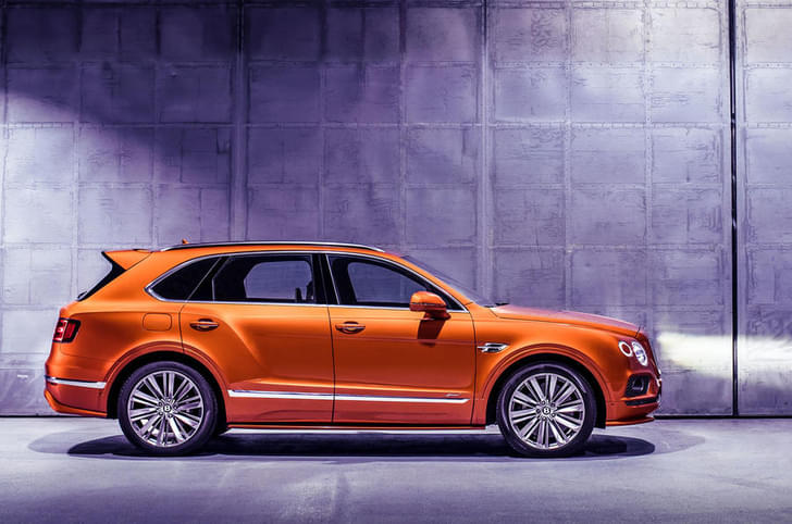 Bentley Bentayga Front Right Three Quarter