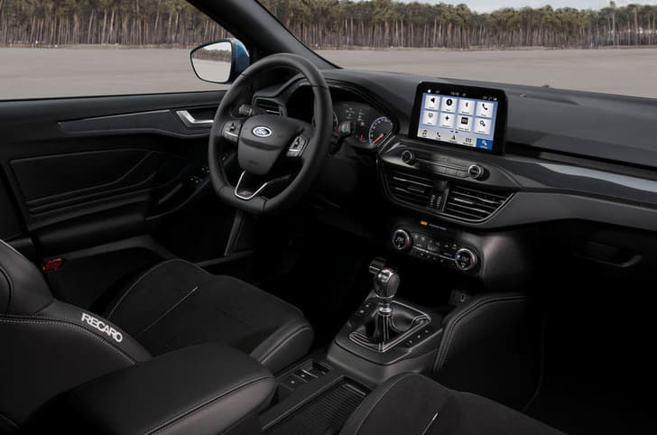 New 2019 Ford Focus ST image gallery