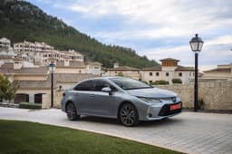 2020 Toyota Corolla image gallery