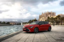 New Toyota Corolla hatchback image gallery