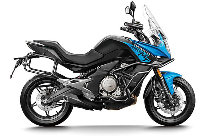 CF Moto 650MT. CF Moto 650MT.