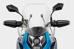 The windscreen is non-adjustable.