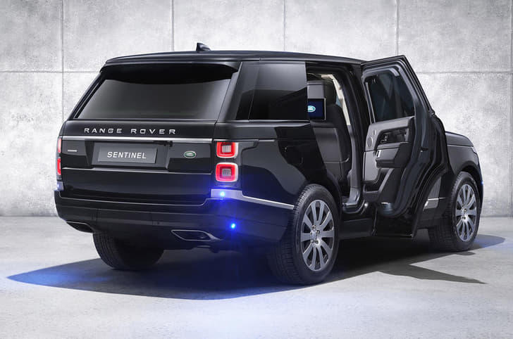 Refreshed Range Rover Sentinel image gallery