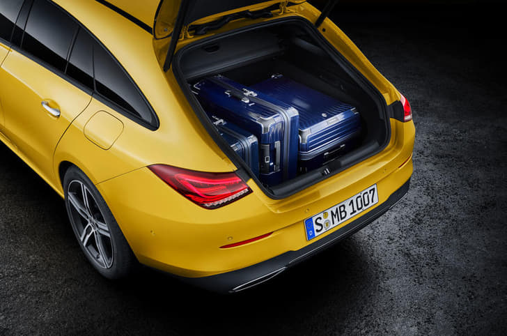 New Mercedes-Benz CLA Shooting Brake image gallery 