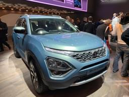 Tata Safari Front Left Three Quarter