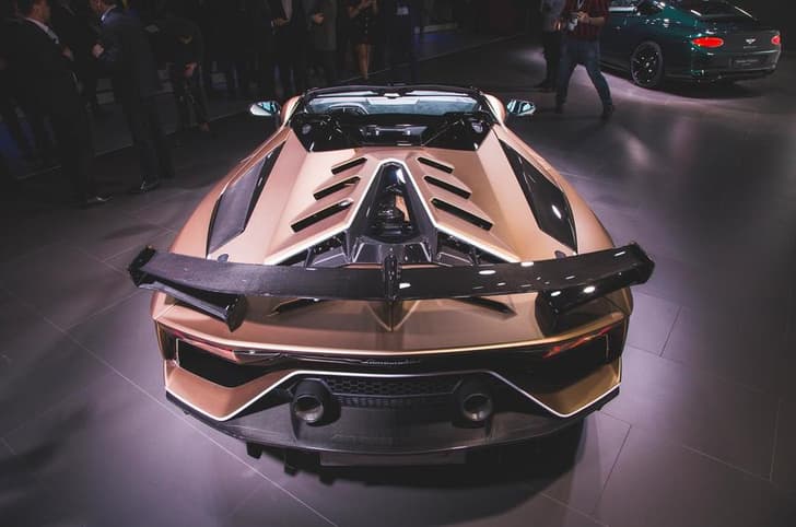 Lamborghini Aventador SVJ Roadster