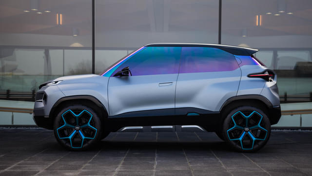 Alloy Wheels Image - 10747