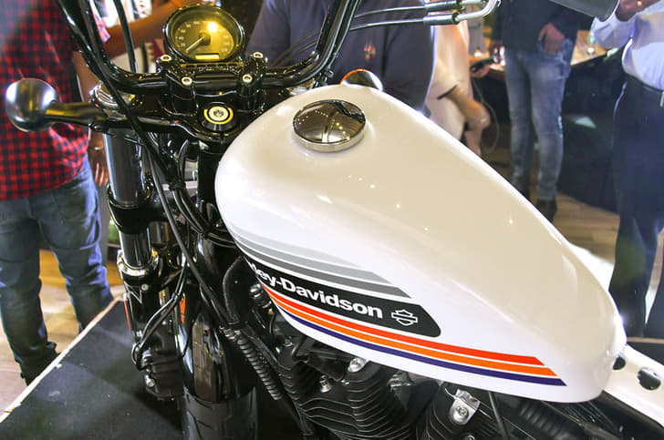 1970s themed colour-scheme is unique to the Special.