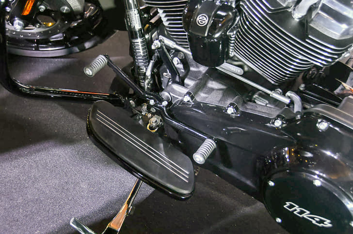 2019 Harley-Davidson Street Glide Special image gallery